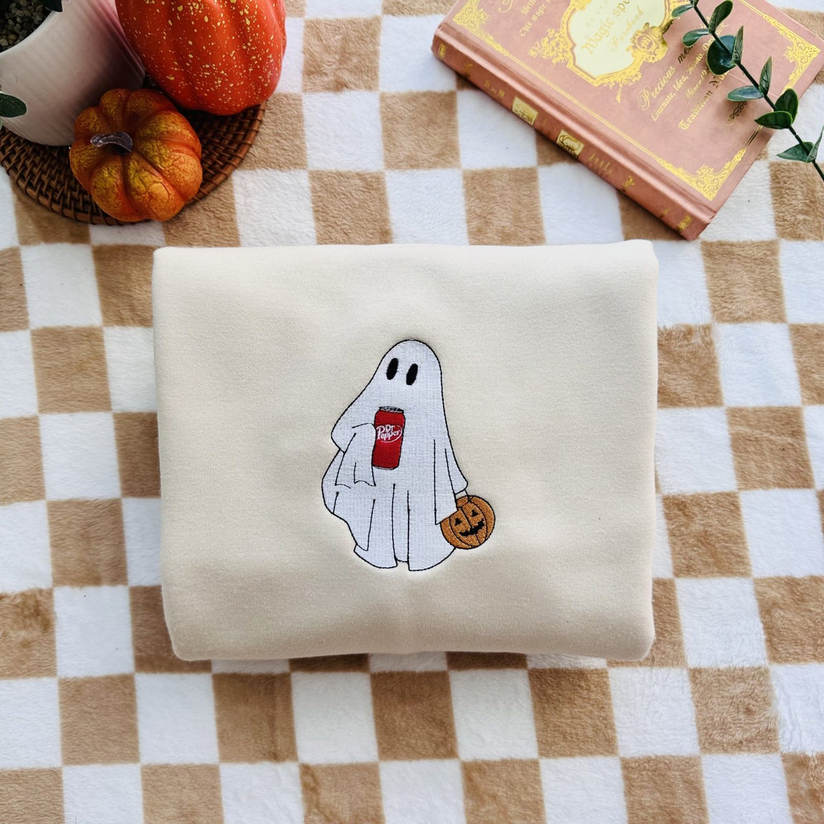 🎃 Custom Ghost Drinking Embroidered Sweatshirt 👻