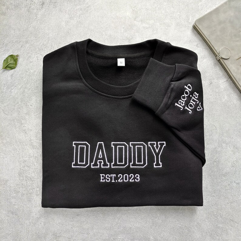 Custom Embroidered Dad Sweatshirt/Hoodie With Kids Names,Father's Day Gift