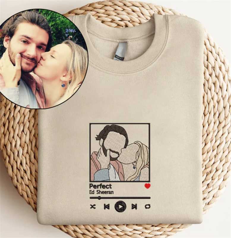 ❤️🔥(Best Selling)Custom Embroidered Sweatshirt Portrait Music Player Couple Valentine's Day Gift