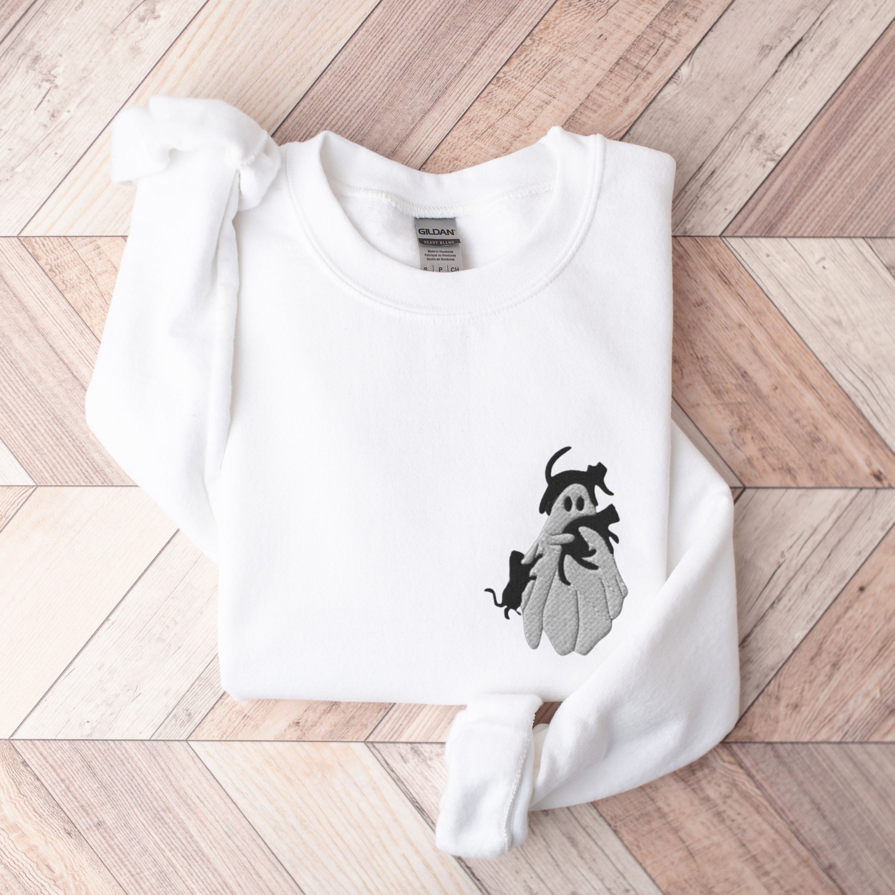 🎃🔥Embroidered Halloween Sweatshirt