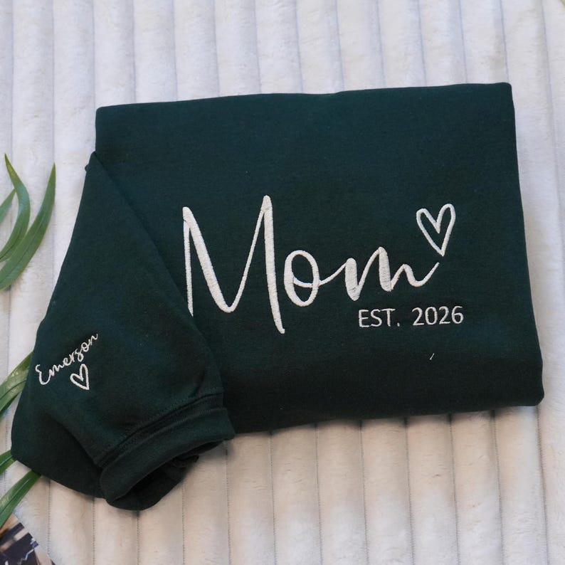 Embroidered Custom Mom Sweatshirt - Personalized Mama Sweatshirt with Kids Names, First Mothers Day Gift For New Mom