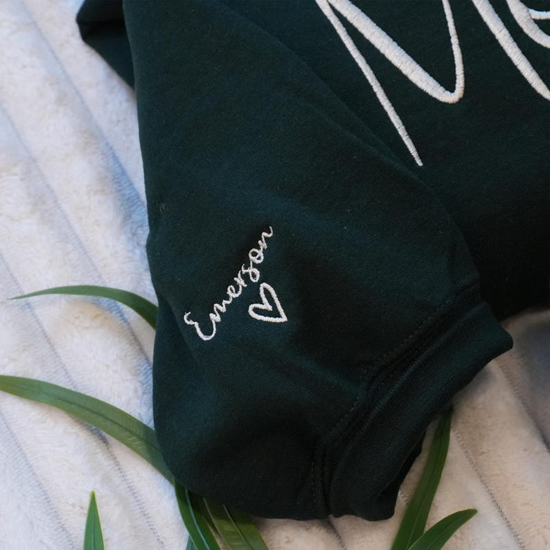Embroidered Custom Mom Sweatshirt - Personalized Mama Sweatshirt with Kids Names, First Mothers Day Gift For New Mom