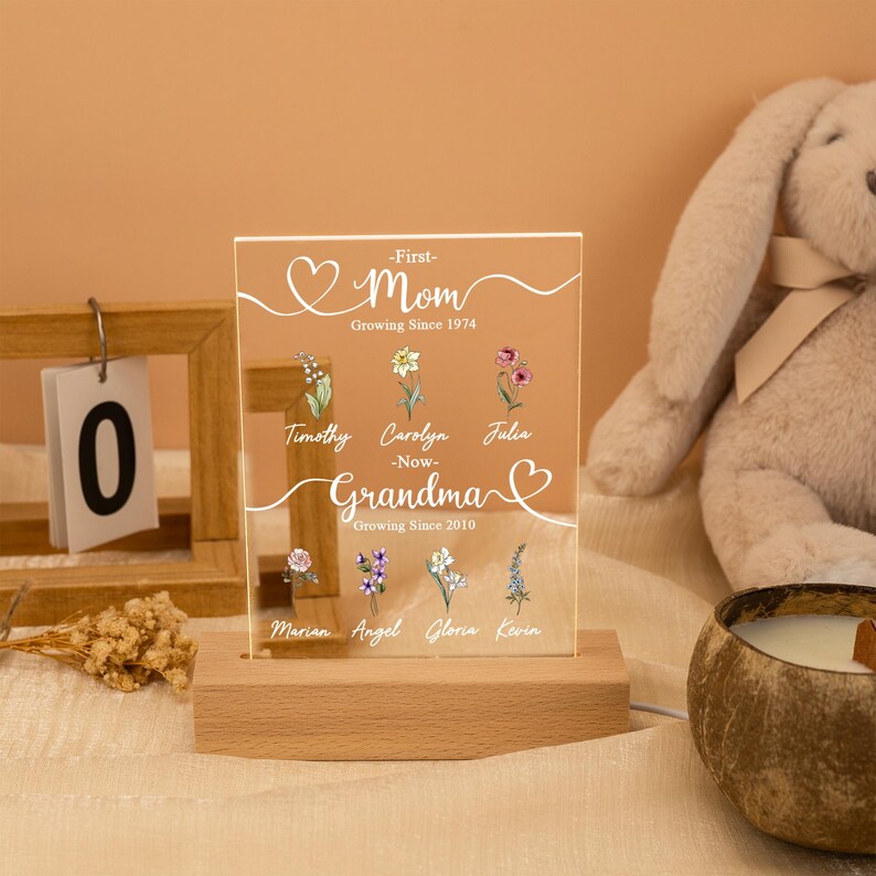 Custom First Mom Now Grandma Night Light,Personalised Birth Month Flower Lamp With Kids Names