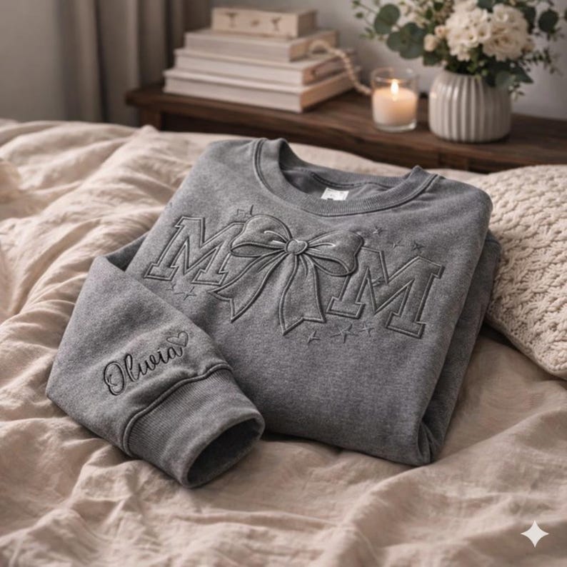 Custom Embroidered Mom Sweatshirt, Personalized Name Bow Crewneck, Mother’s Day Mama Sweater