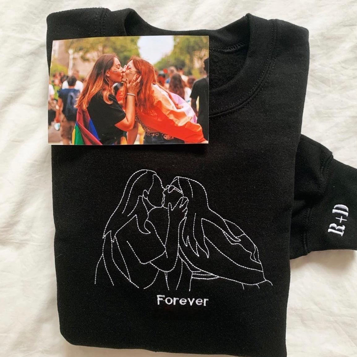 Personalized Embroidery Couple Portrait Outline Sweatshirt/Hoodie