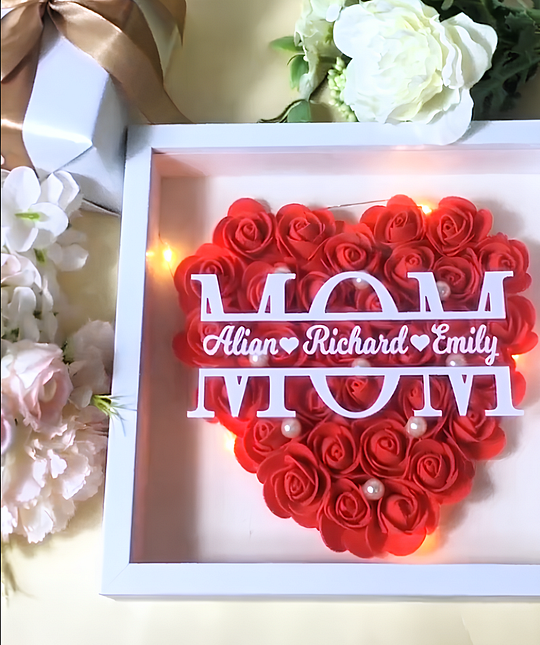 Personalized Mom Flower Shadow Box, Mother's Day Gift, Handcrafted Mom's Present, Gifts for Mom