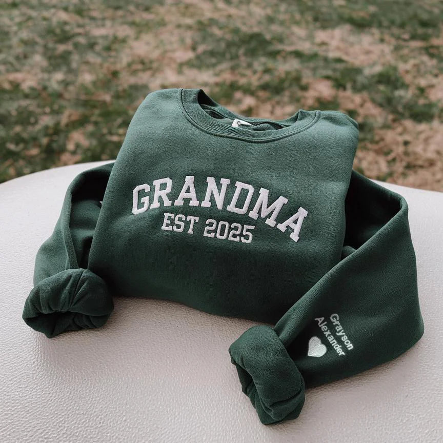 Personalized Mama Sweatshirt With Kid Names On Sleeve, Mothers Day Gift, Birthday Gift For Mom