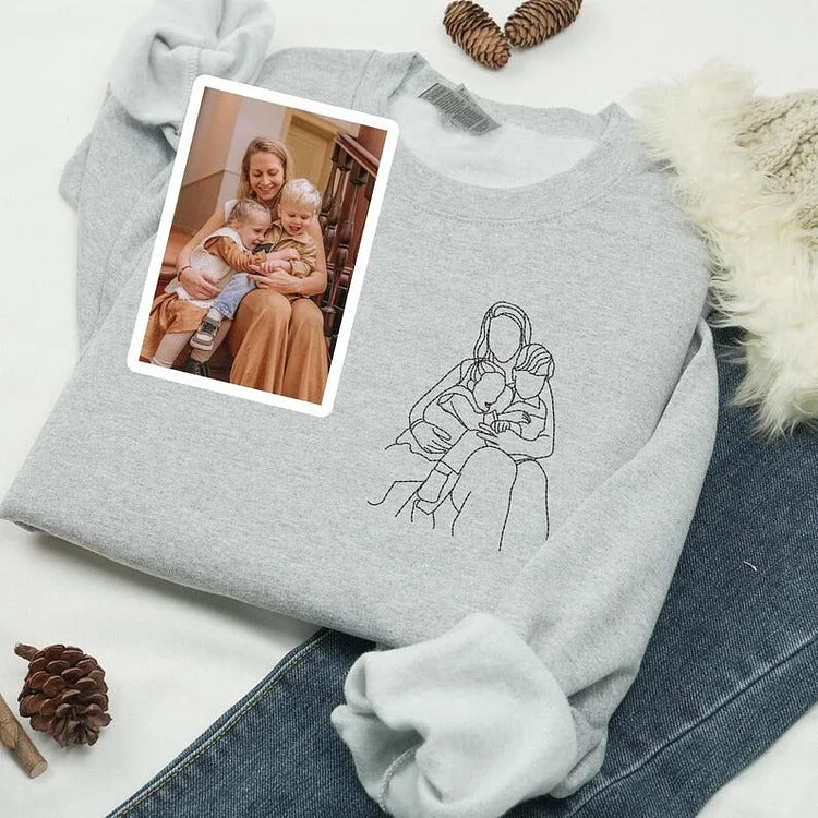 Custom Embroidered Sweatshirts & T-shirt - Personalized Outline Family Portrait From Photo