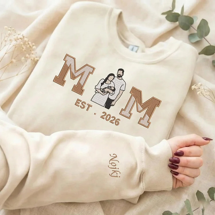 Mum Embroidered Sweatshirt Gift for Women ,Color Block Design for Mom, Mother's Day