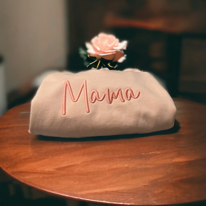 Custom Mama 3D Puff Embroidery Sweatshirt/T-shirt/Hoodie