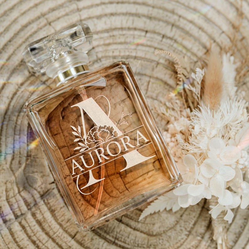 Custom Family Name Perfume Bottle Gifts Perfume Bottle, Engraved Birth Flower Gift For Mom