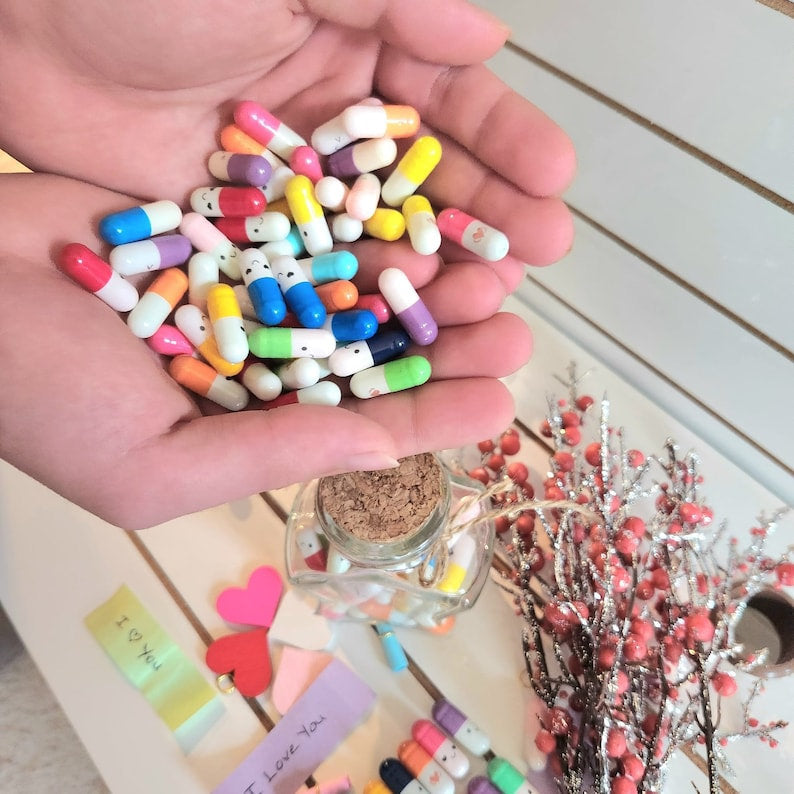 Capsule Letters Message In A Bottle (Mixed Color)-Family/Couple Gift🎁