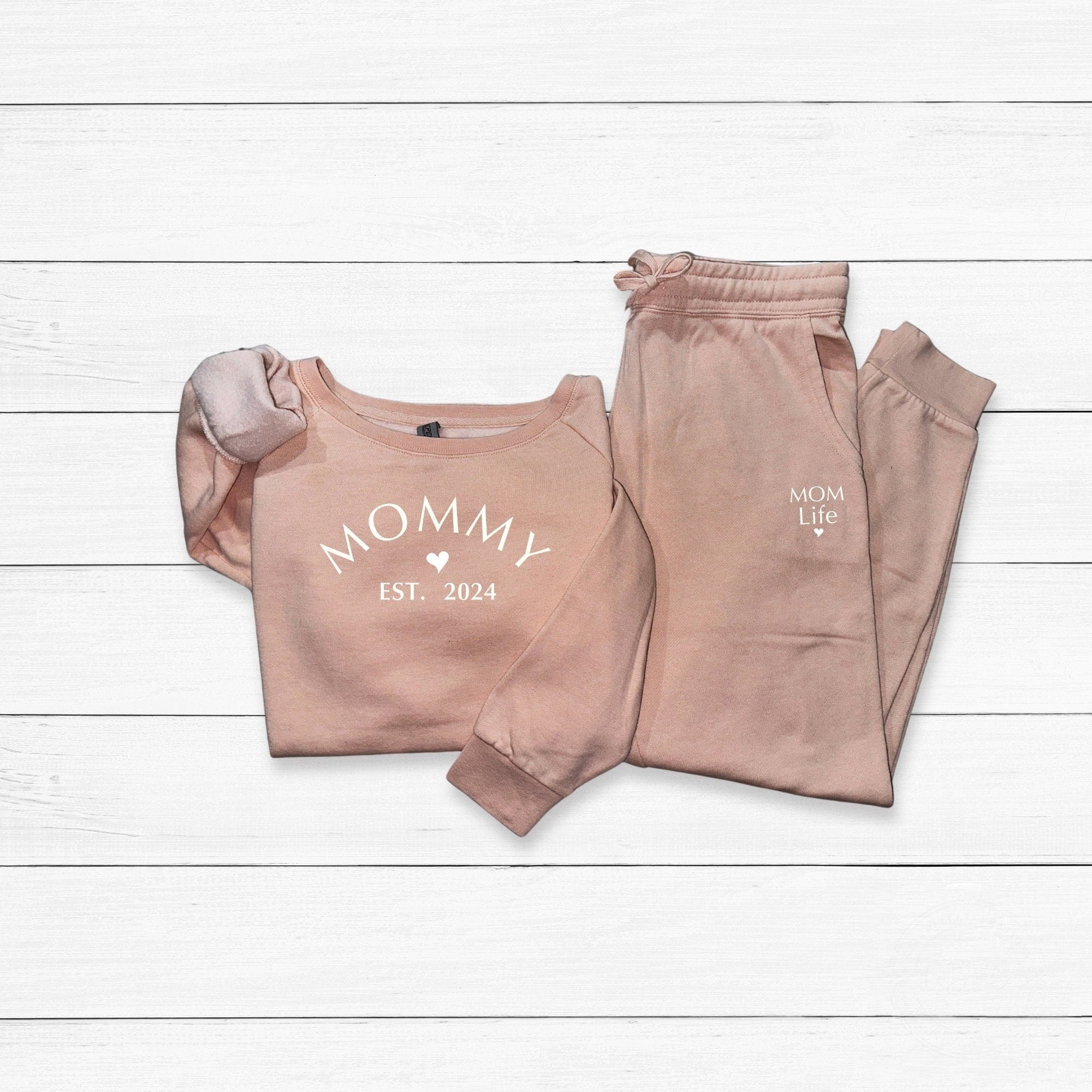 Custom Mom Sweatshirt Set, Mama Sweatpants, Outfit for Mom, Mother's day gift, new mama gift