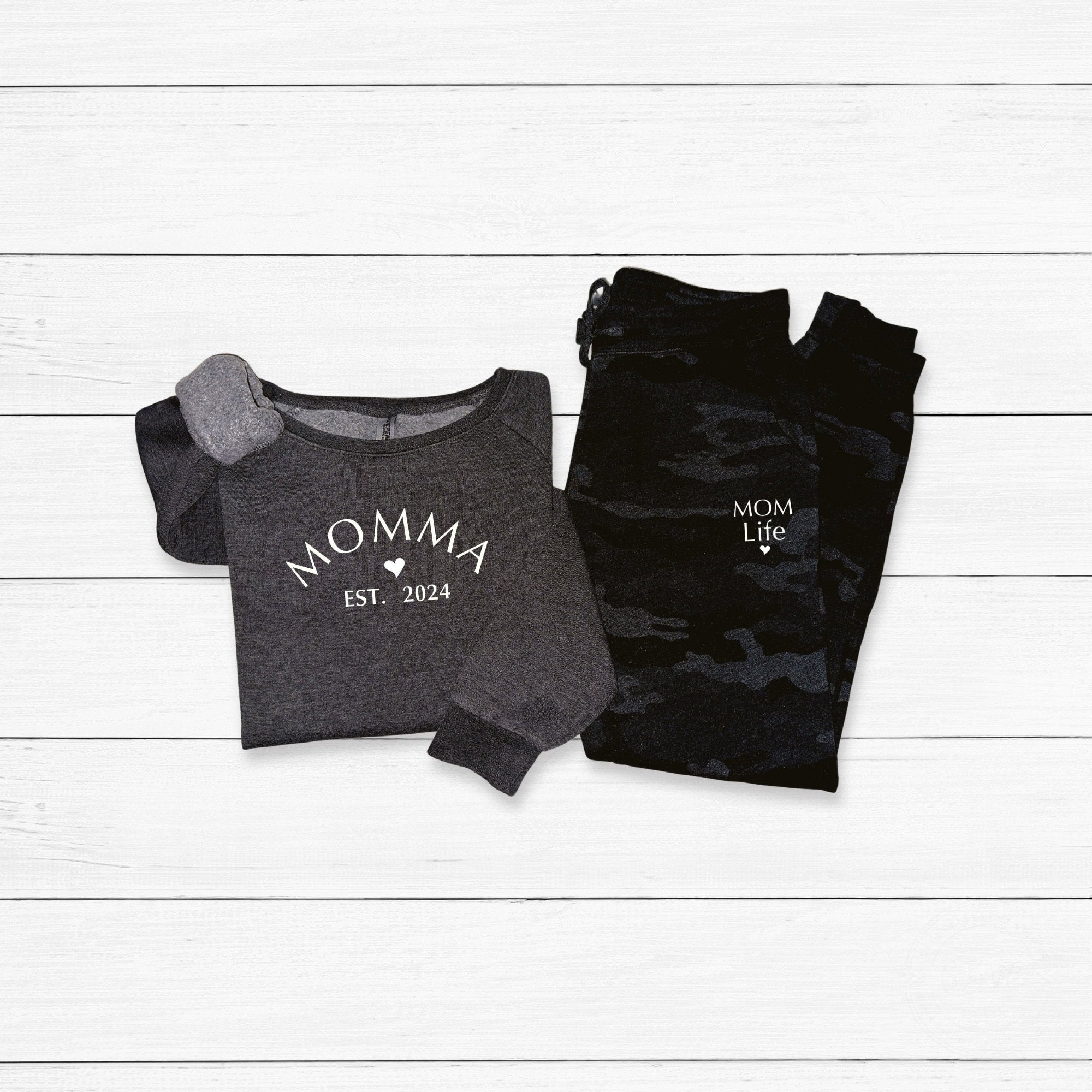 Custom Mom Sweatshirt Set, Mama Sweatpants, Outfit for Mom, Mother's day gift, new mama gift