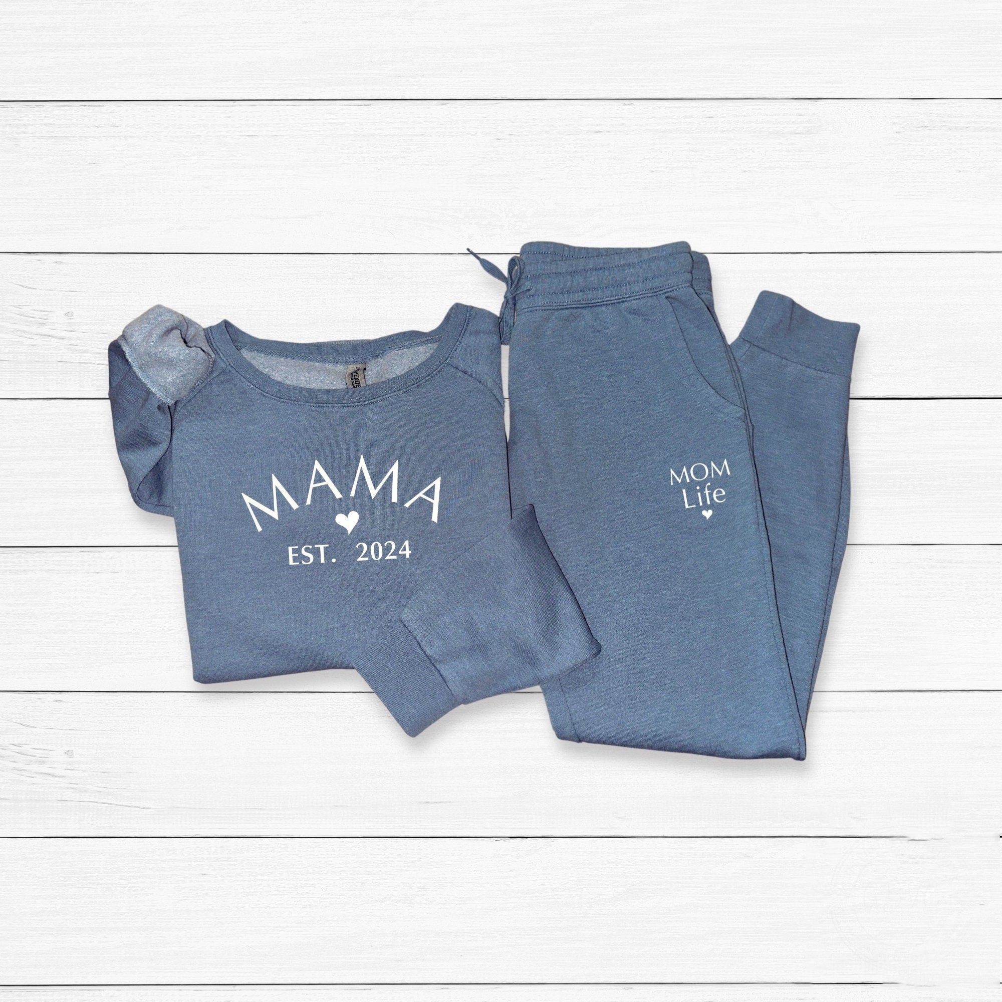 Custom Mom Sweatshirt Set, Mama Sweatpants, Outfit for Mom, Mother's day gift, new mama gift