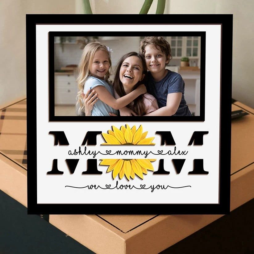 Personalized Family Photo Wooden Sign, Mom Flower Sign, Custom Kid Names Sign