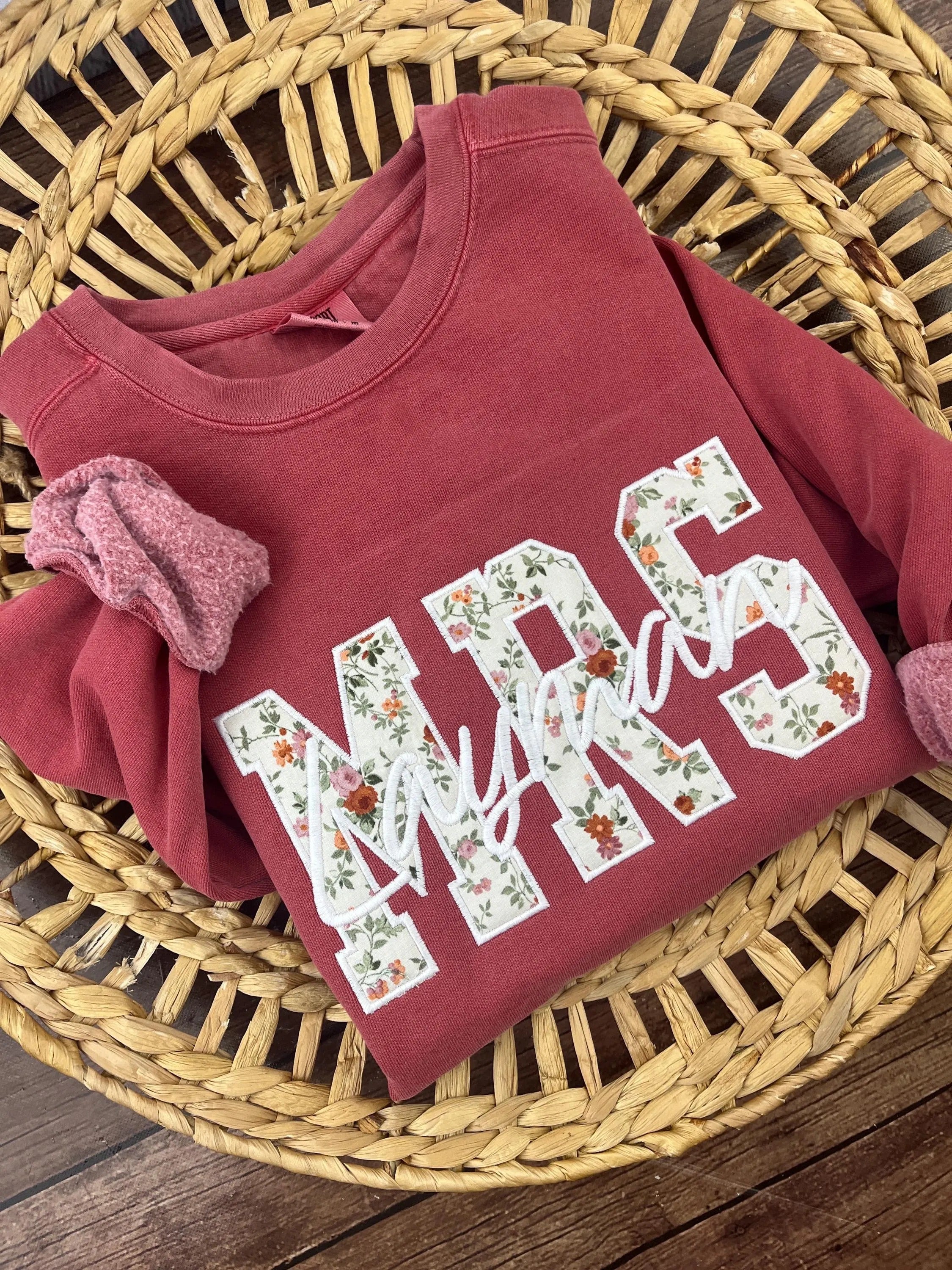 Custom MRS Applique Sweatshirt or Tee – Embroidered with Bride’s Last Name – Personalized Bridal Gift for Weddings, Engagement & Honeymoon