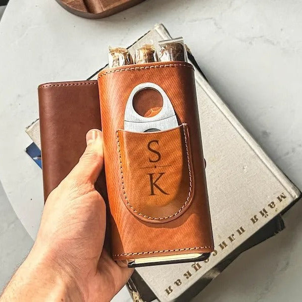 Personalized Cigar Case | Engraved Leather Travel Humidor Case, Gift Set for Cigar Lover, Dad, Husband | Father’s Day, Birthday Gifts for Men