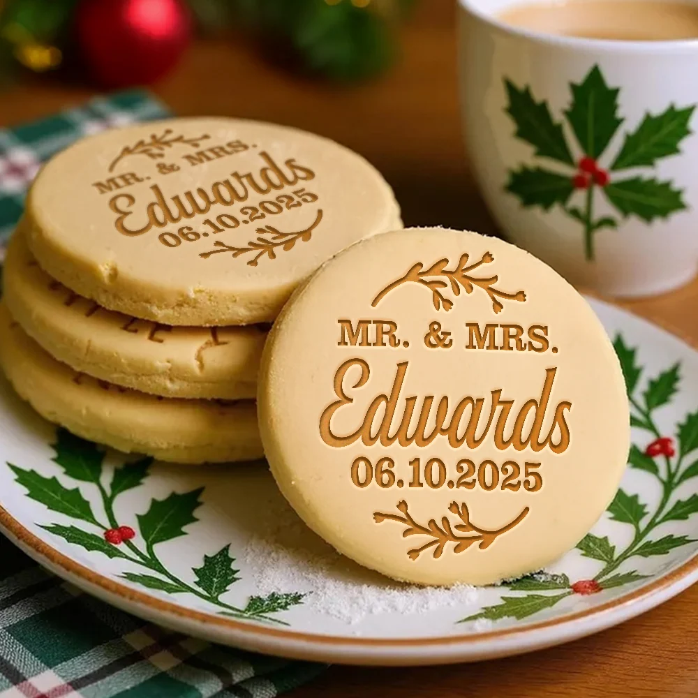 Couple Cookie Stamp with Family Name — Personalized Wedding & Anniversary Keepsake Gift