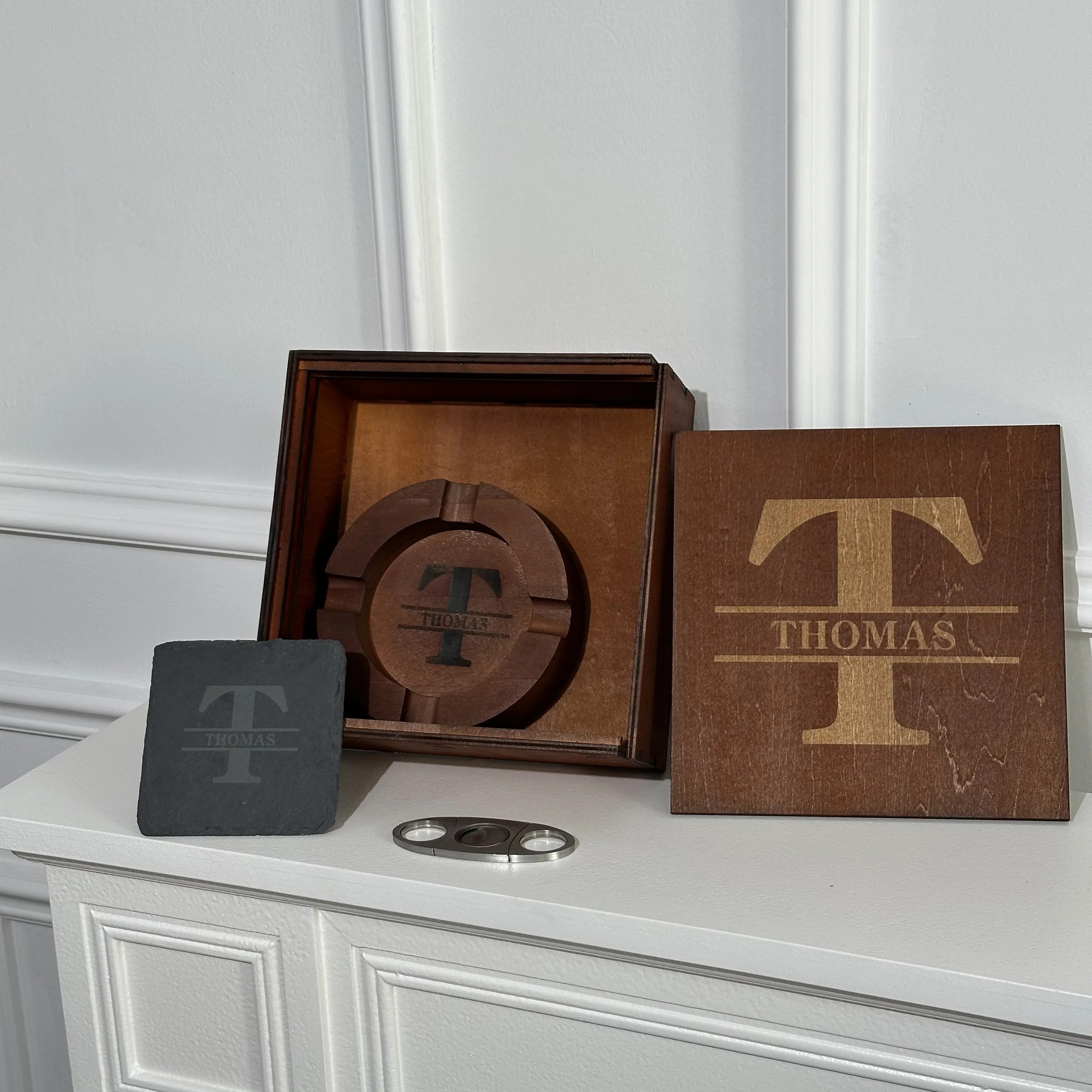 Personalized Name Walnut Cigar Ash Tray Set(Without Cigar)