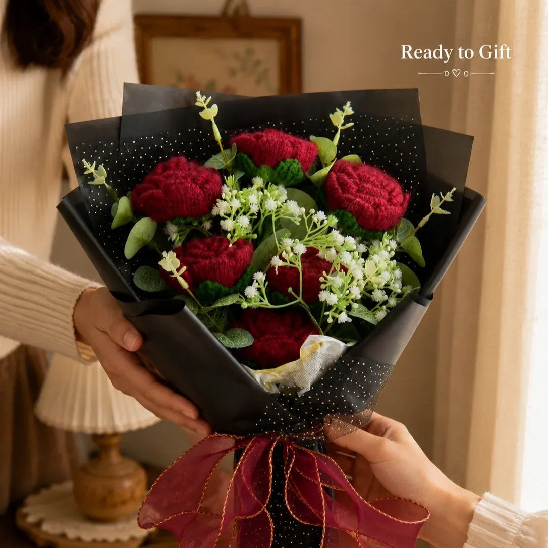 Deep Red Rose Crochet Bouquet – Handmade Forever Flowers for Couples, With Black Wrapping