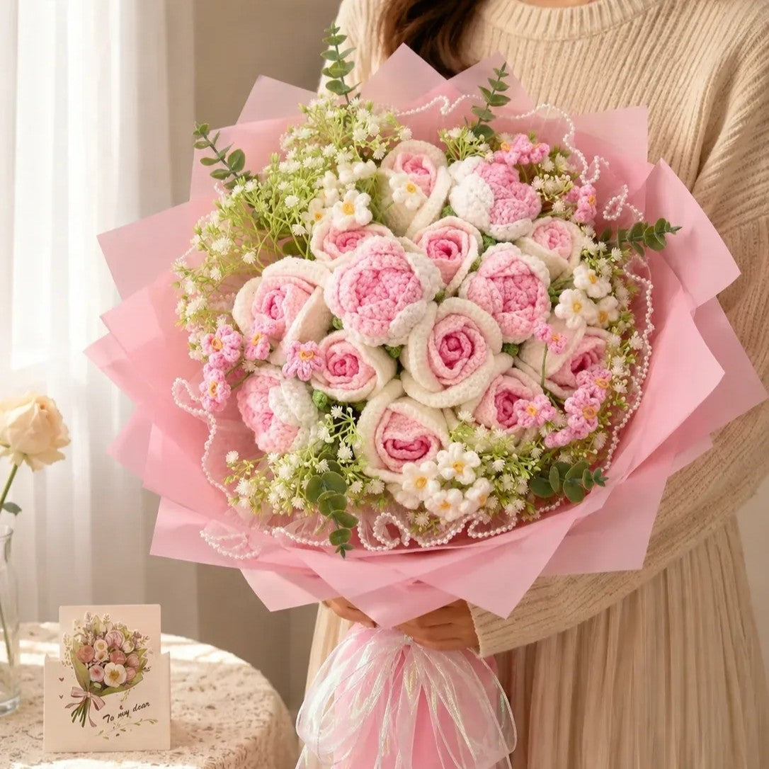 Oversized Blush & White Rose Crochet Bouquet – Handmade Forever Flowers for Couples, Gift Boxed