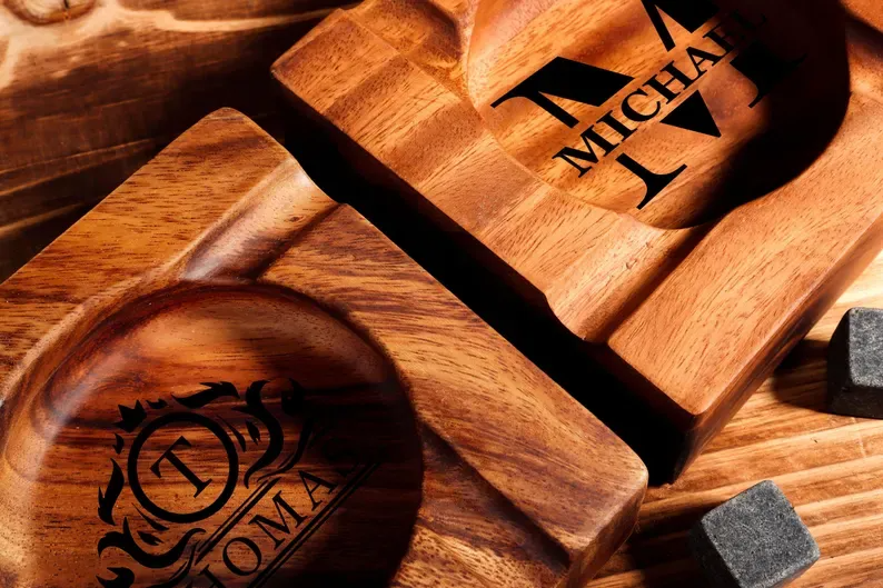 Personalized Engraved Walnut Cigar Ashtray & Holder - Custom Gift for Husband, Father, Men