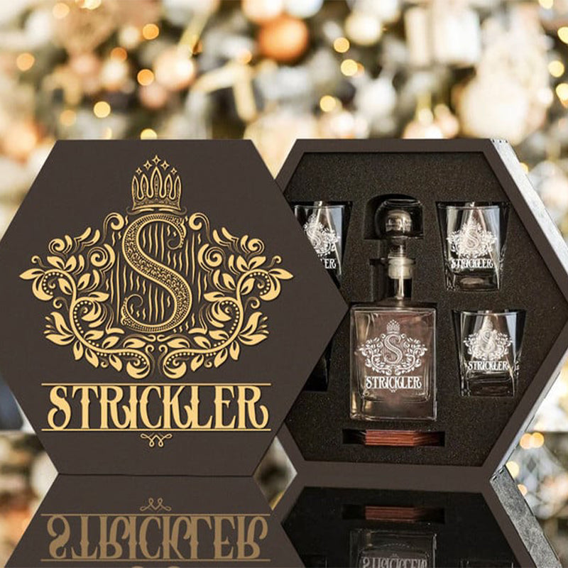 STRICKLER - WHISKEY SET (Wooden box + Decanter + 4 Glasses + 4 Coasters)