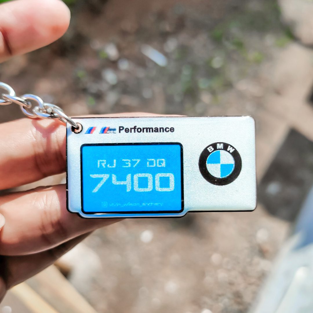 CUSTOM STYLISH GEL NUMBER PLATE KEYCHAIN