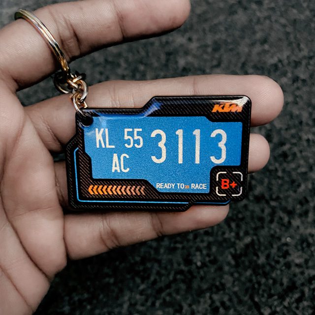 CLASSIC GEL NUMBER PLATE KEYCHAIN