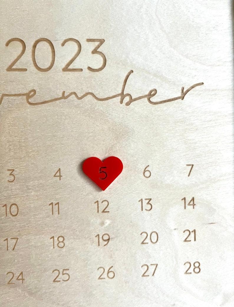 Calendar with date made of wood with name engraving - gift for Valentine's Day