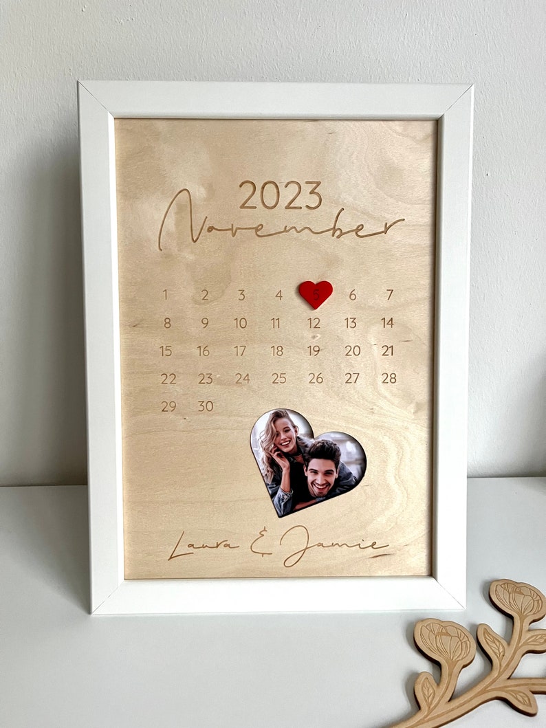 Calendar with date made of wood with name engraving - gift for Valentine's Day