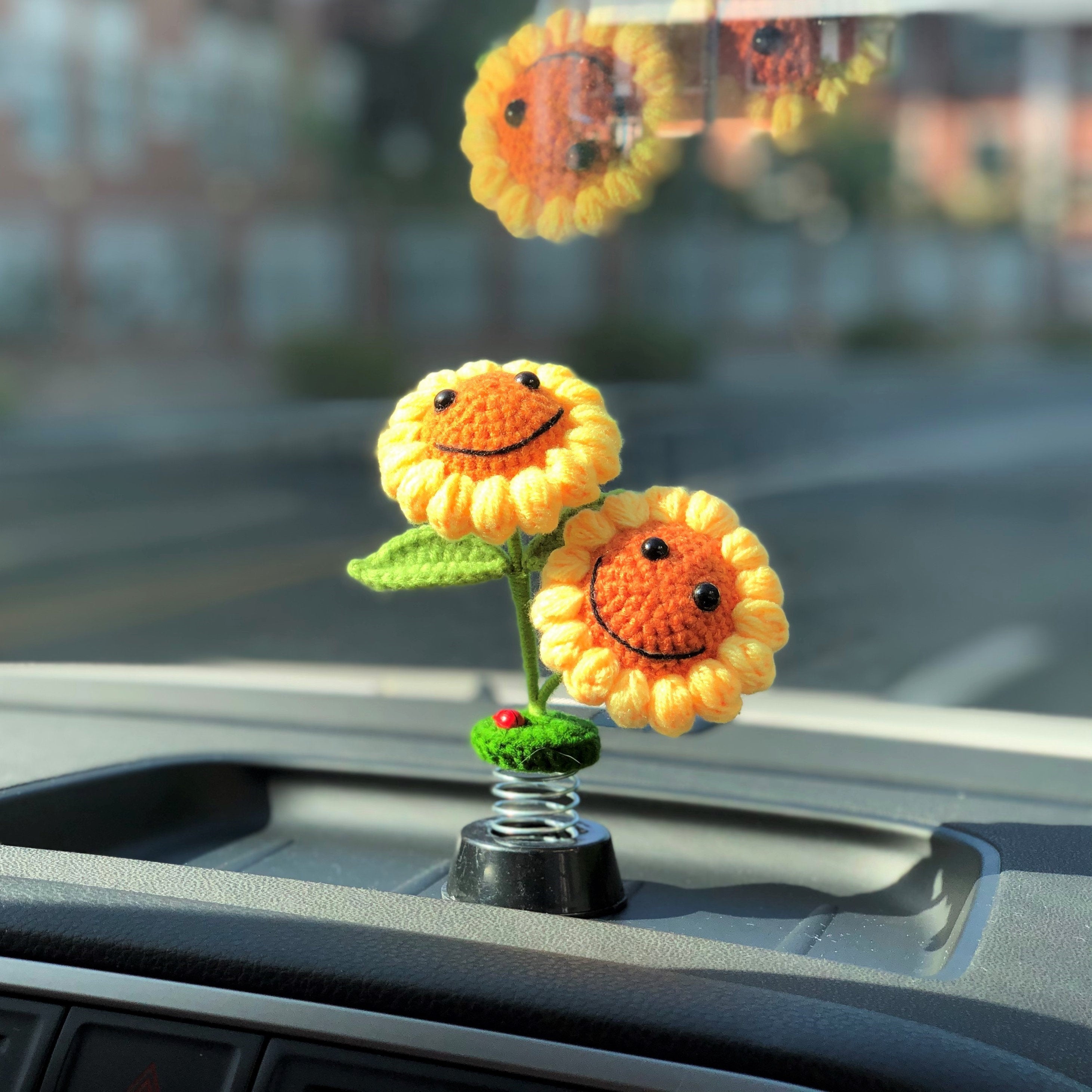 Crochet Car Accessories sunflower smiley face shaking head flower beetle decor Dashboard Decorations