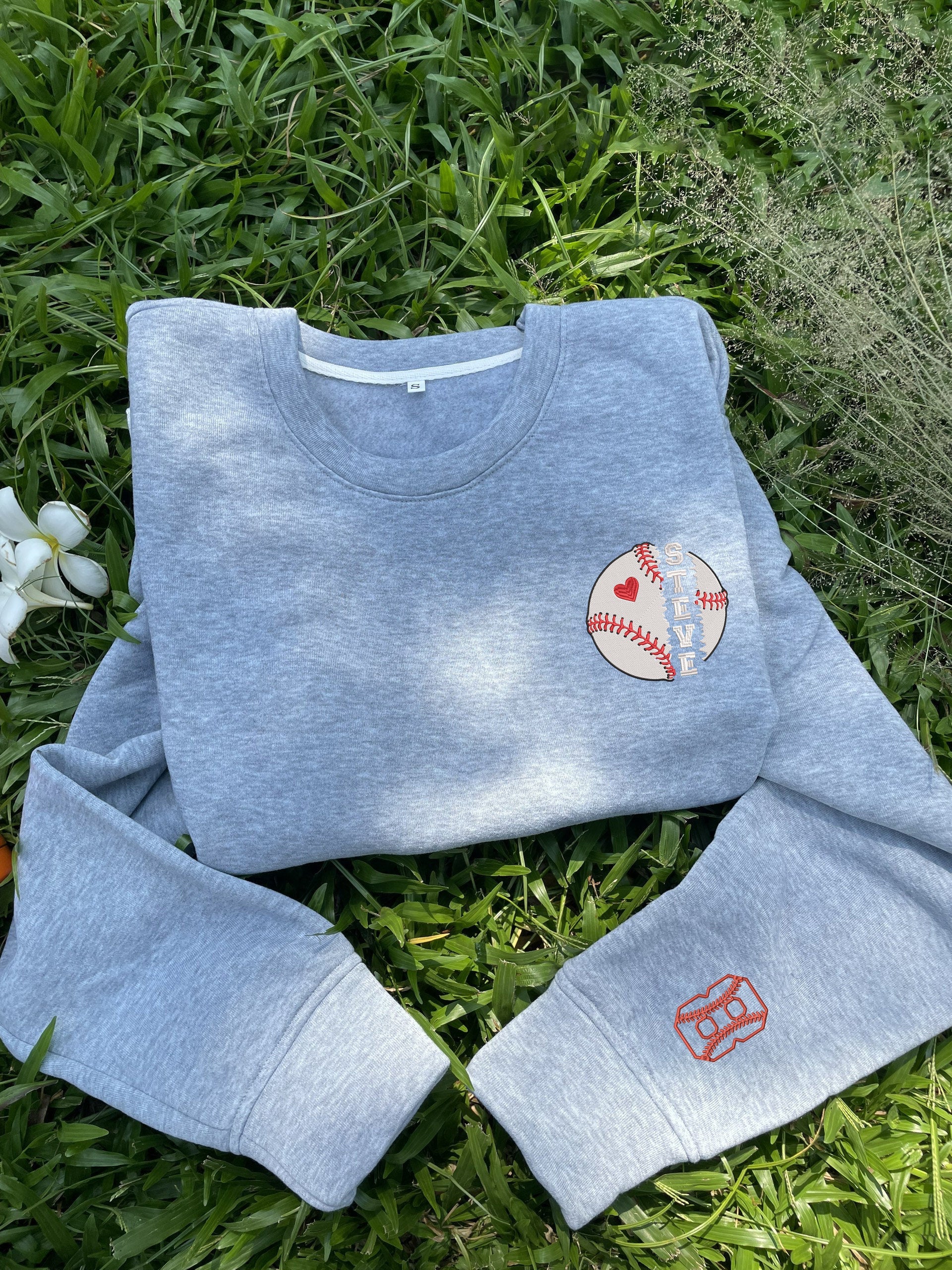 Customized Baseball Embroidered Sports Sweatshirt