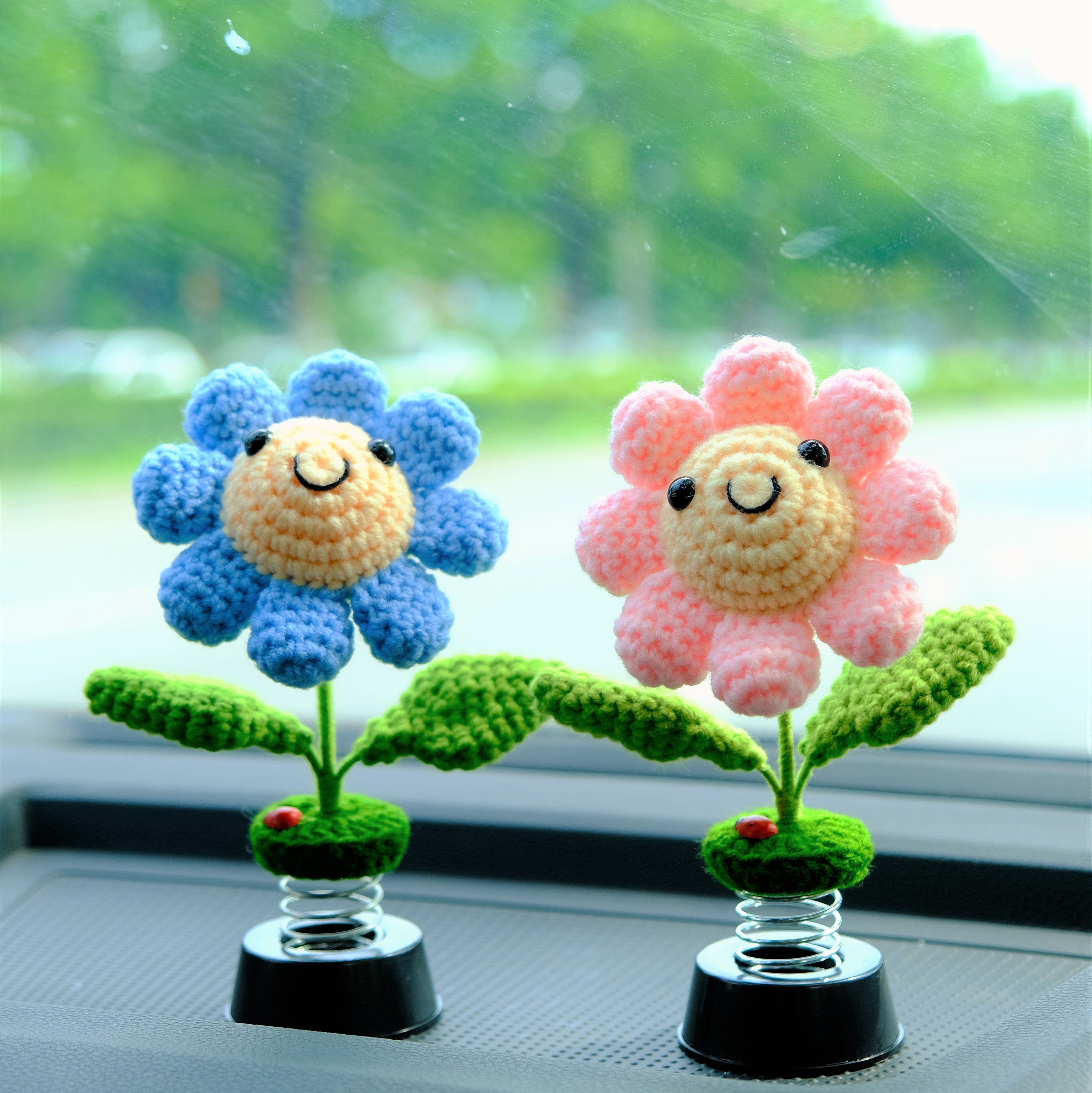 Crochet Car Accessories sunflower smiley face shaking head flower beetle decor Dashboard Decorations