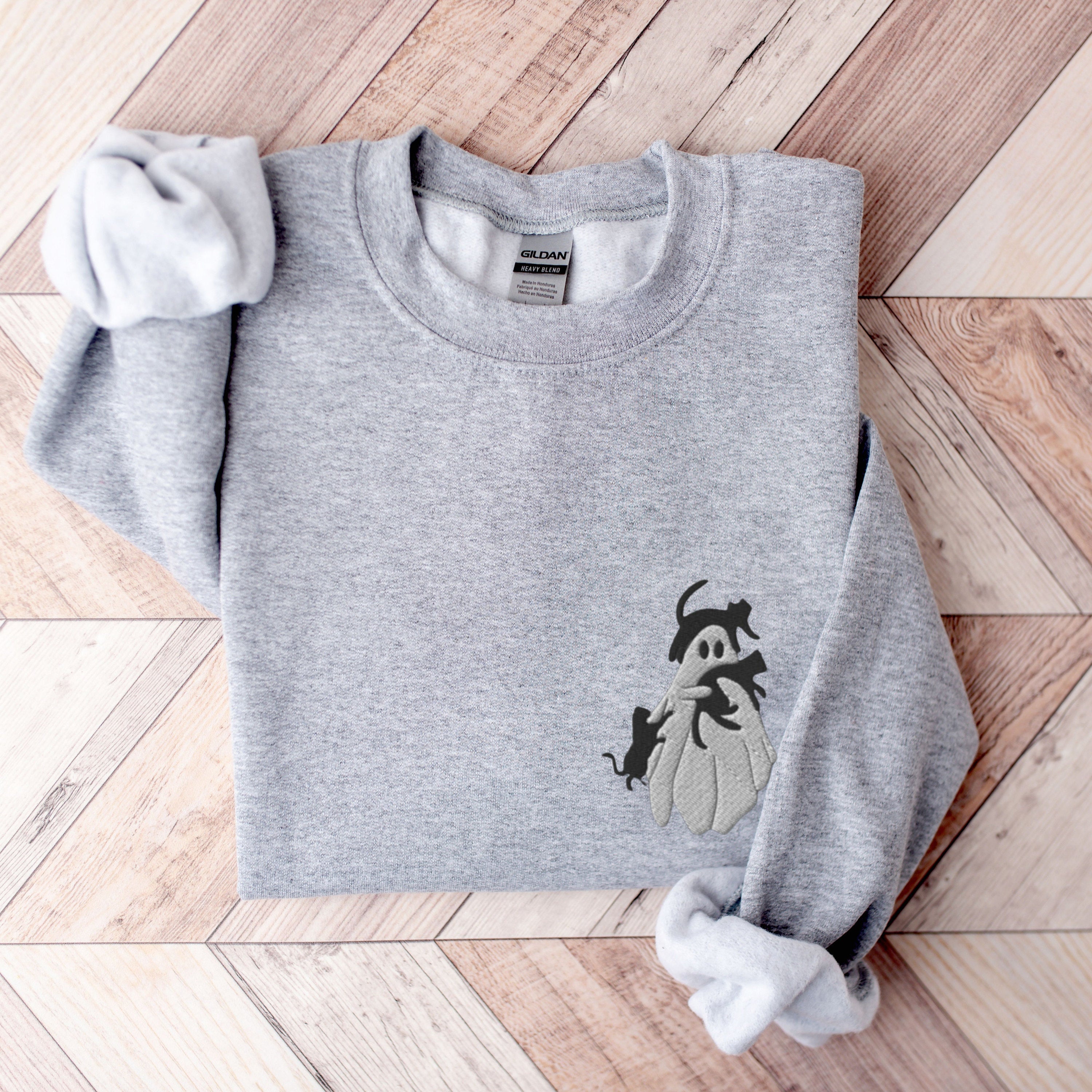 🎃🔥Embroidered Halloween Sweatshirt
